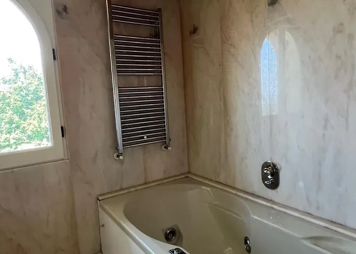 Bianca Luxury & Prestige Villa