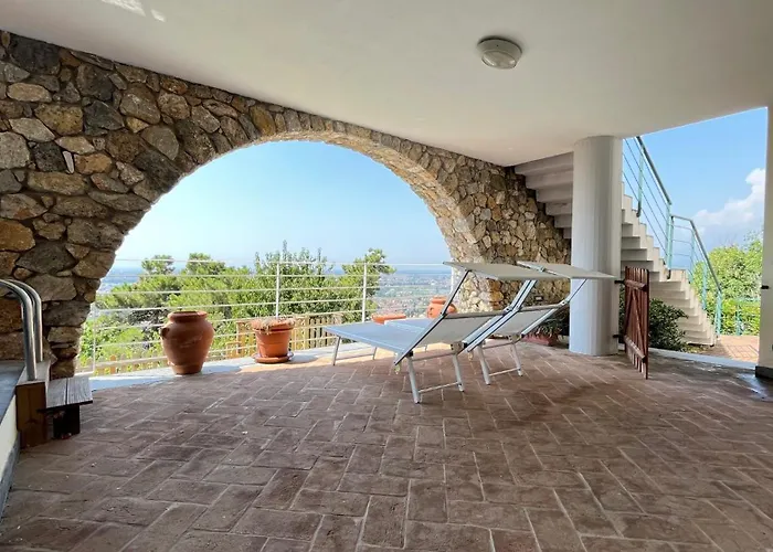 Bianca Luxury & Prestige Villa